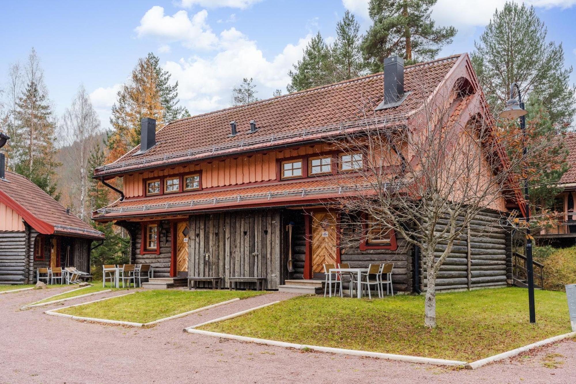 Sagolandsbyn Villa Mora Bagian luar foto